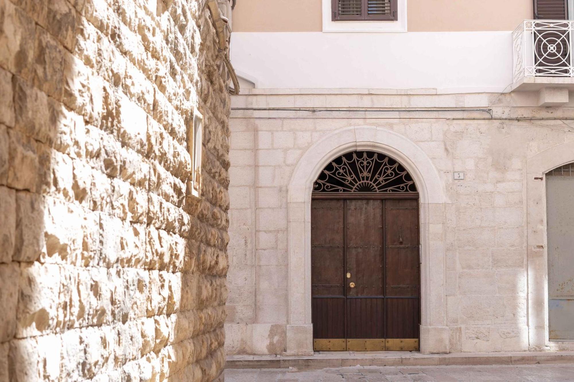 B&B Longobardi Trani Εξωτερικό φωτογραφία