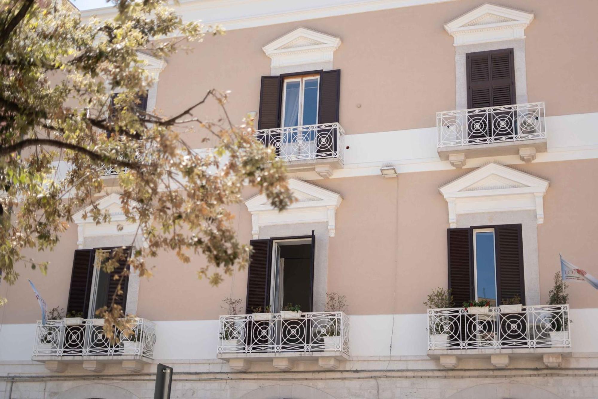 B&B Longobardi Trani Εξωτερικό φωτογραφία